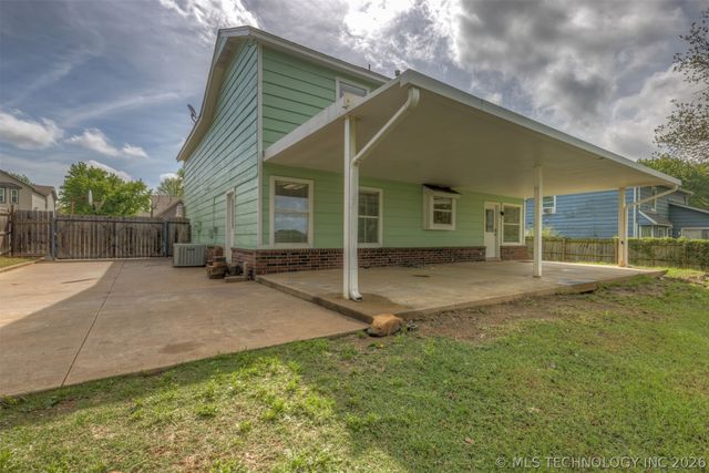 15934 S 294th East Avenue, Coweta, OK 74429