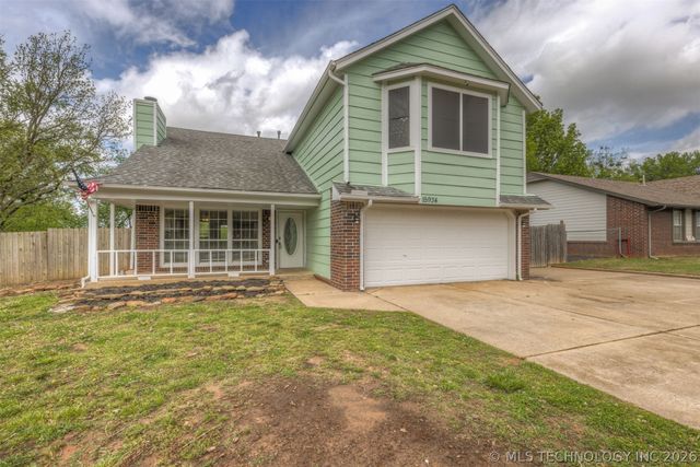 15934 S 294th East Avenue, Coweta, OK 74429