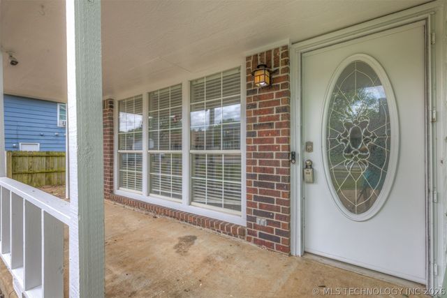 15934 S 294th East Avenue, Coweta, OK 74429