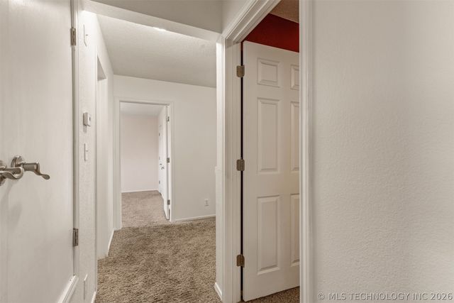 15934 S 294th East Avenue, Coweta, OK 74429