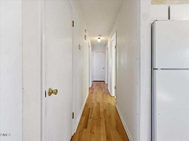 806 Oakley Court, Cary, NC 27511