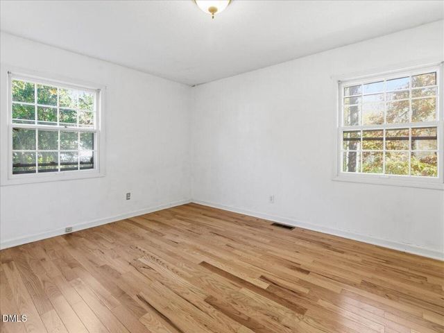 806 Oakley Court, Cary, NC 27511