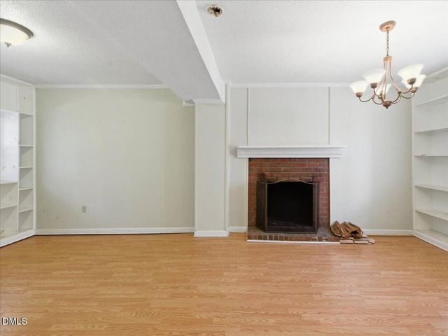 806 Oakley Court, Cary, NC 27511