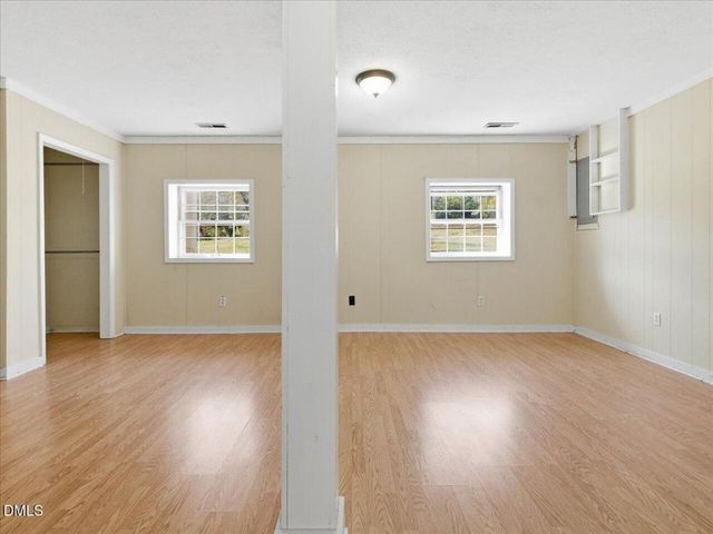 806 Oakley Court, Cary, NC 27511