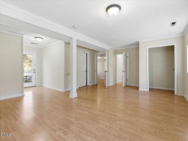 806 Oakley Court, Cary, NC 27511