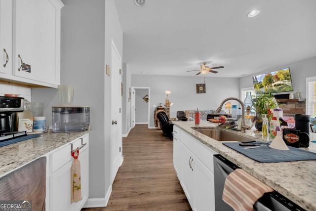 1220 Walters Road 8, Lavonia, GA 30553