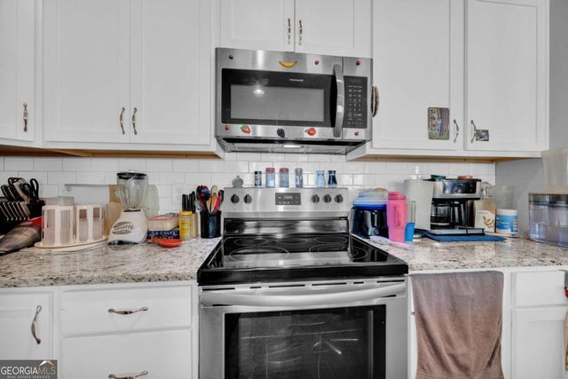 1220 Walters Road 8, Lavonia, GA 30553