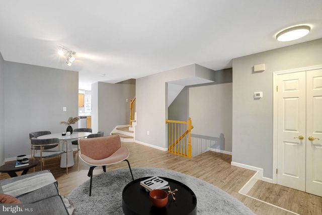 3009 HERITAGE SPRINGS CT, Alexandria, VA 22306