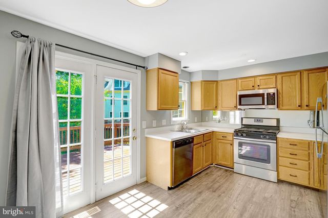 3009 HERITAGE SPRINGS CT, Alexandria, VA 22306
