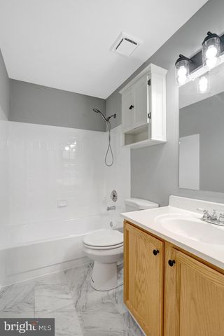 3009 HERITAGE SPRINGS CT, Alexandria, VA 22306