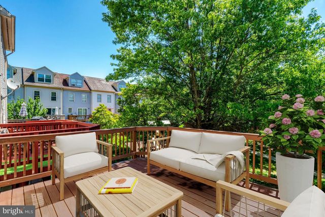 3009 HERITAGE SPRINGS CT, Alexandria, VA 22306
