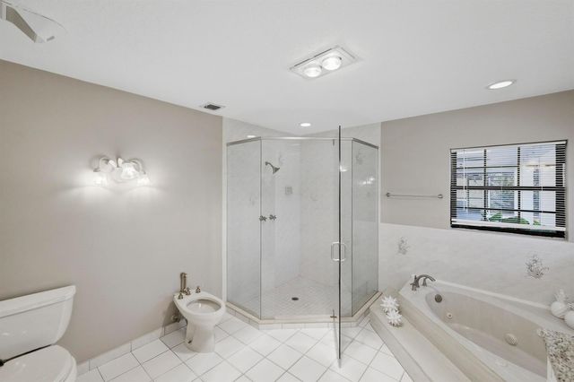 1157 SW Mirror Lake Cove, Port St. Lucie, FL 34986