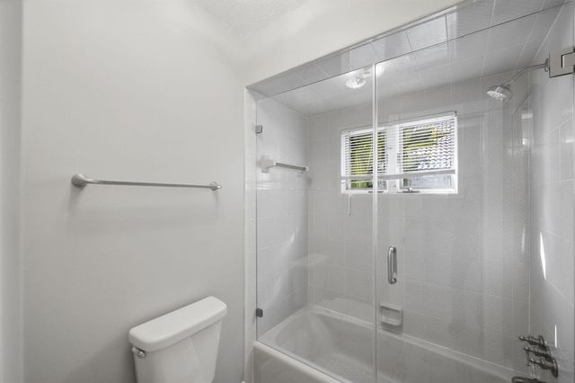 1157 SW Mirror Lake Cove, Port St. Lucie, FL 34986