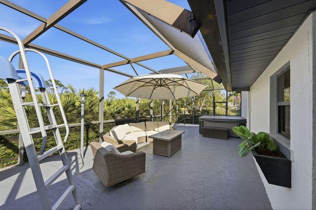 1157 SW Mirror Lake Cove, Port St. Lucie, FL 34986