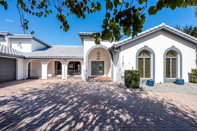 1157 SW Mirror Lake Cove, Port St. Lucie, FL 34986