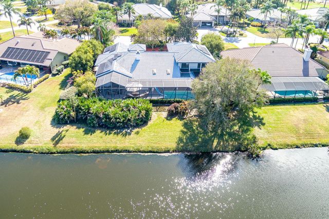 1157 SW Mirror Lake Cove, Port St. Lucie, FL 34986