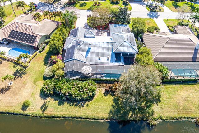 1157 SW Mirror Lake Cove, Port St. Lucie, FL 34986