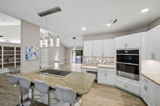 1157 SW Mirror Lake Cove, Port St. Lucie, FL 34986