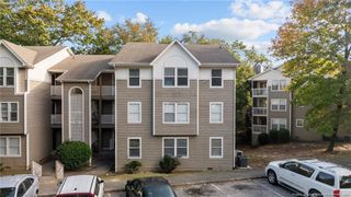 1018 Wood Creek Drive 3, Fayetteville, NC 28314