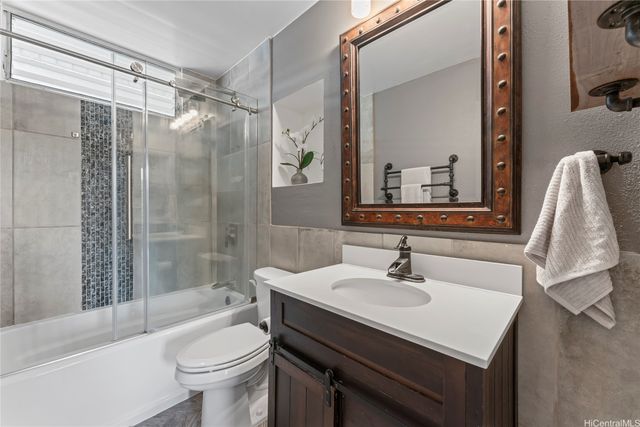 95-257 Waikalani Drive B1203, Mililani, HI 96789