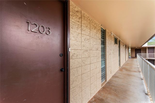 95-257 Waikalani Drive B1203, Mililani, HI 96789