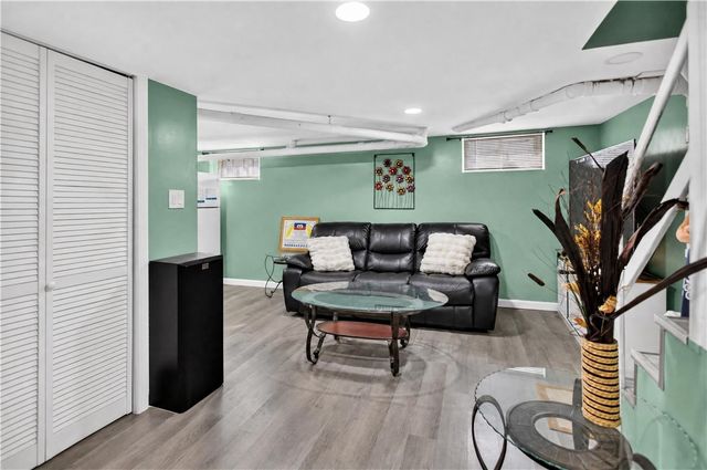 91 Waterman Avenue, Cranston, RI 02910