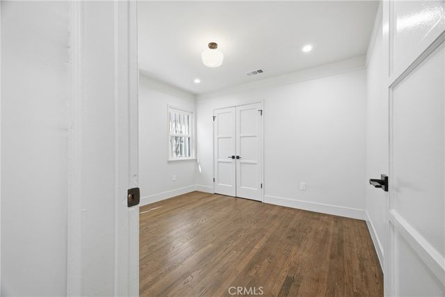 8802 S Wilton Place, Los Angeles, CA 90047