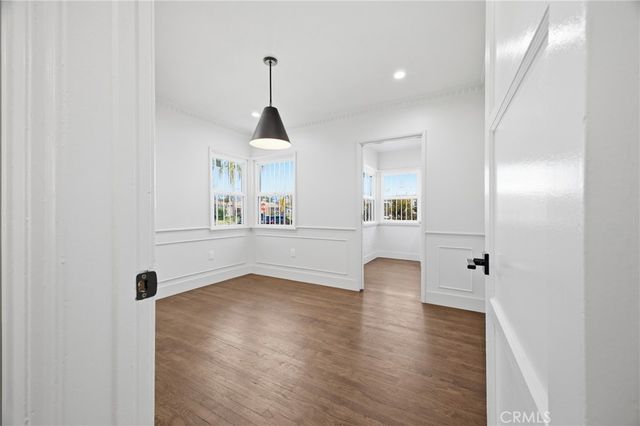 8802 S Wilton Place, Los Angeles, CA 90047