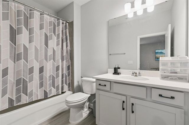 4465 DAVOS DRIVE, Clermont, FL 34711