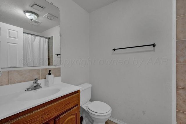 2714 OAK Drive, Amarillo, TX 79107