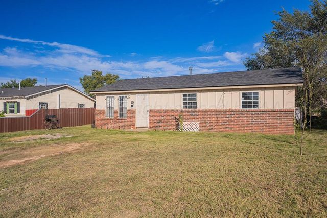 2714 OAK Drive, Amarillo, TX 79107