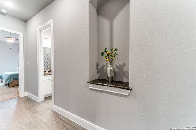 356 Warbler, Spring Branch, TX 78070