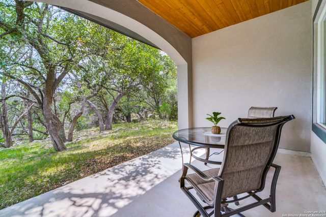 356 Warbler, Spring Branch, TX 78070