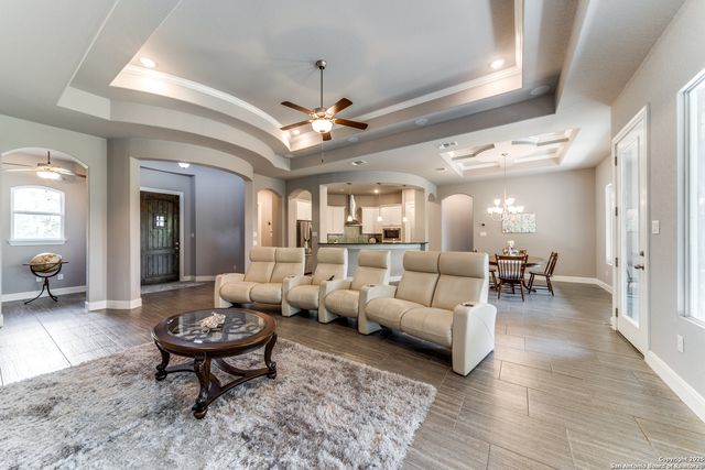 356 Warbler, Spring Branch, TX 78070
