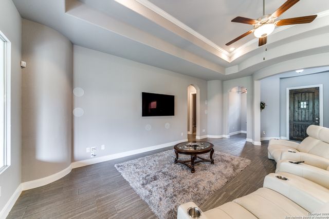 356 Warbler, Spring Branch, TX 78070