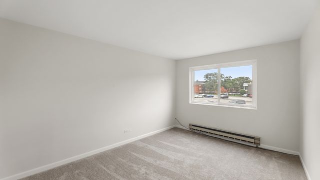 9724 S Karlov Avenue 207, Oak Lawn, IL 60453