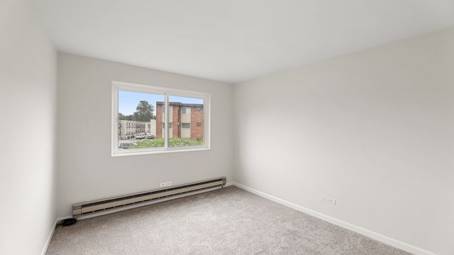 9724 S Karlov Avenue 207, Oak Lawn, IL 60453