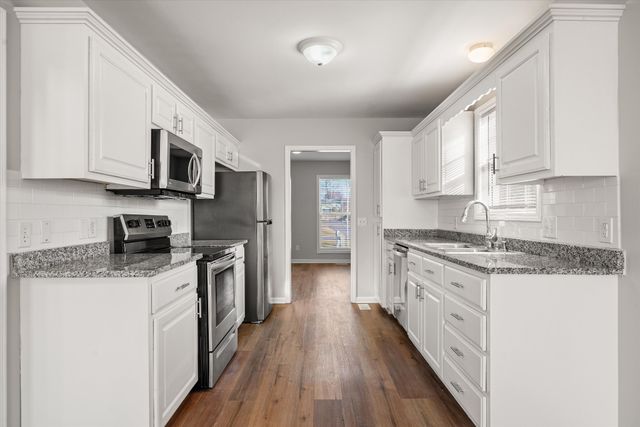 1201 Baker Creek Dr, Spring Hill, TN 37174