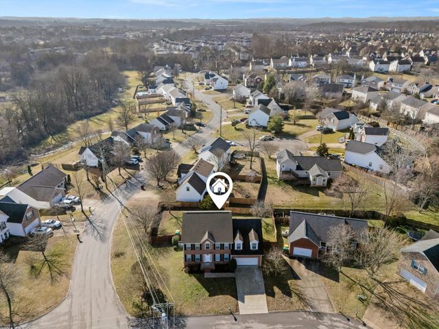 1201 Baker Creek Dr, Spring Hill, TN 37174