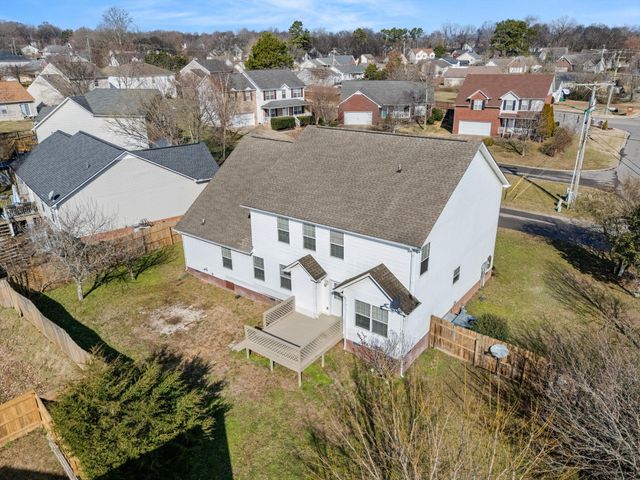 1201 Baker Creek Dr, Spring Hill, TN 37174