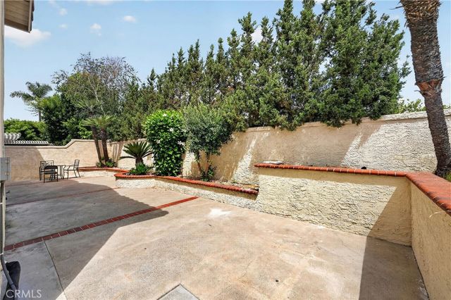 28811 Vista Aliso, Lake Forest, CA 92679