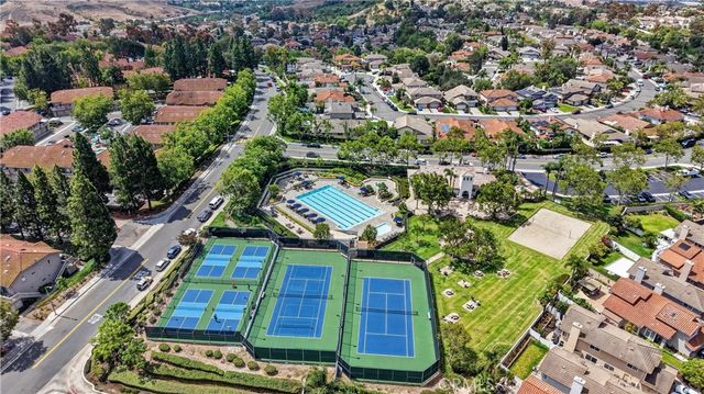 28811 Vista Aliso, Lake Forest, CA 92679