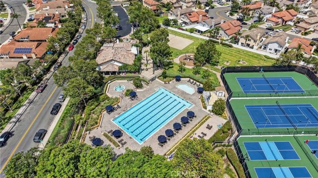 28811 Vista Aliso, Lake Forest, CA 92679