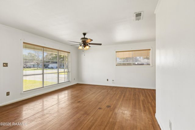 104 Lynn Drive, Lafayette, LA 70508