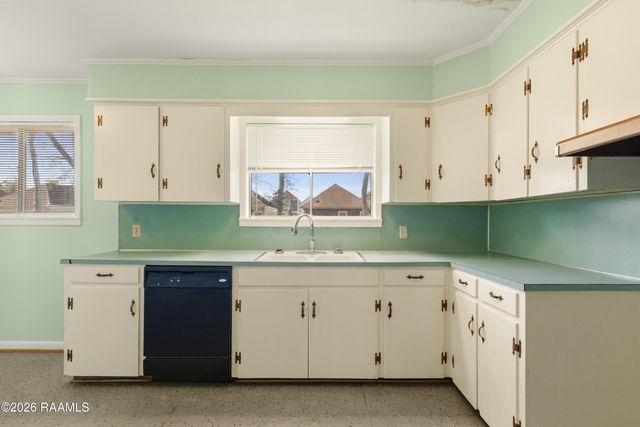 104 Lynn Drive, Lafayette, LA 70508