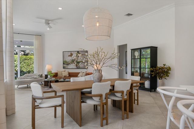 2651 Players Court, Wellington, FL 33414