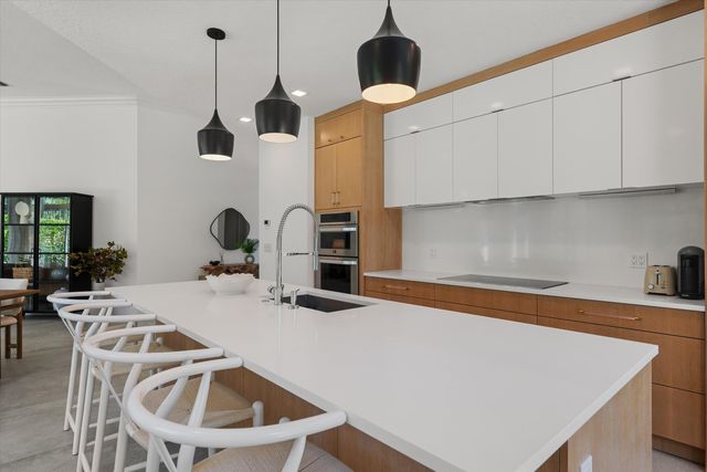 2651 Players Court, Wellington, FL 33414