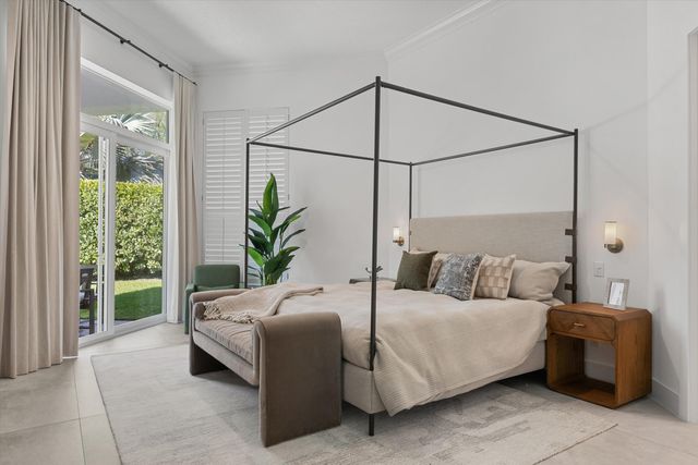 2651 Players Court, Wellington, FL 33414