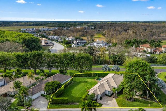 2651 Players Court, Wellington, FL 33414