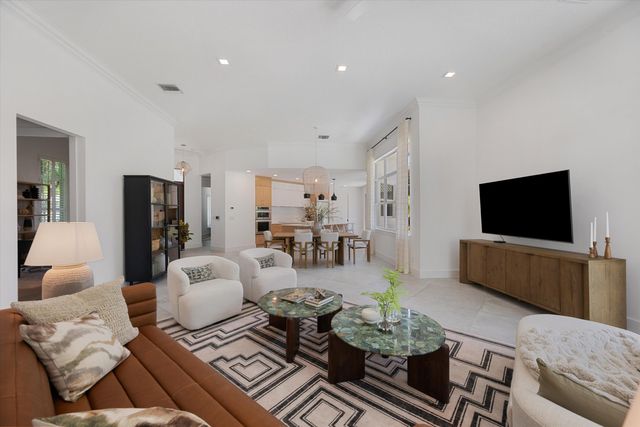 2651 Players Court, Wellington, FL 33414